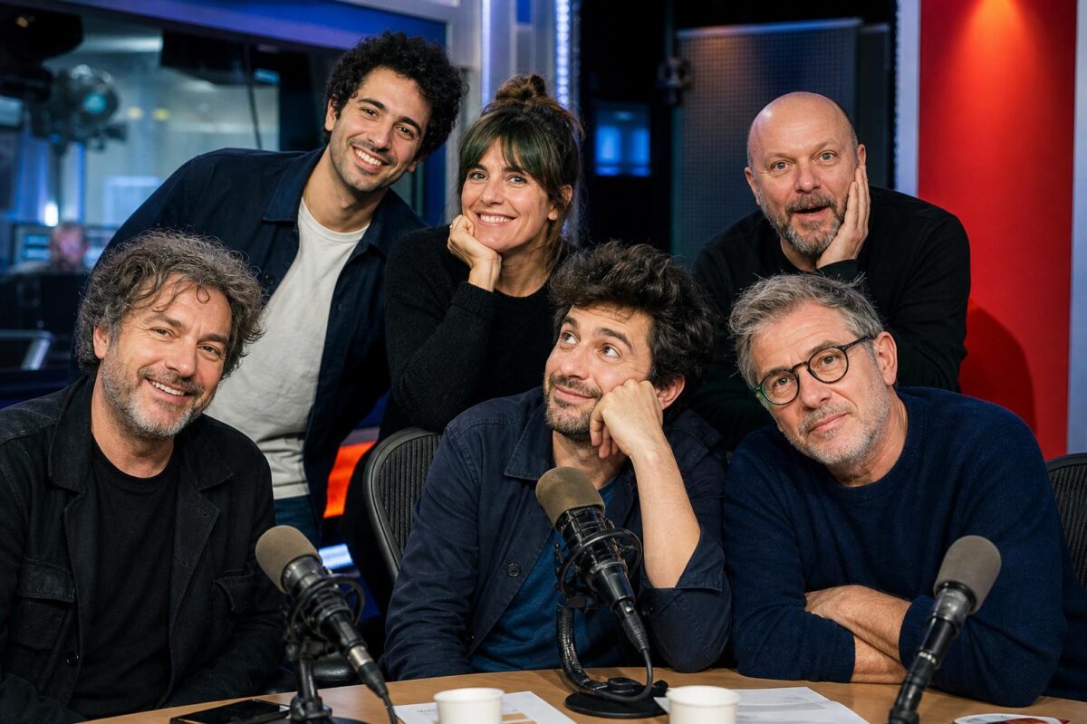 France inter : pourquoi l’humour radiophonique reste un marqueur fort des ondes françaises ?