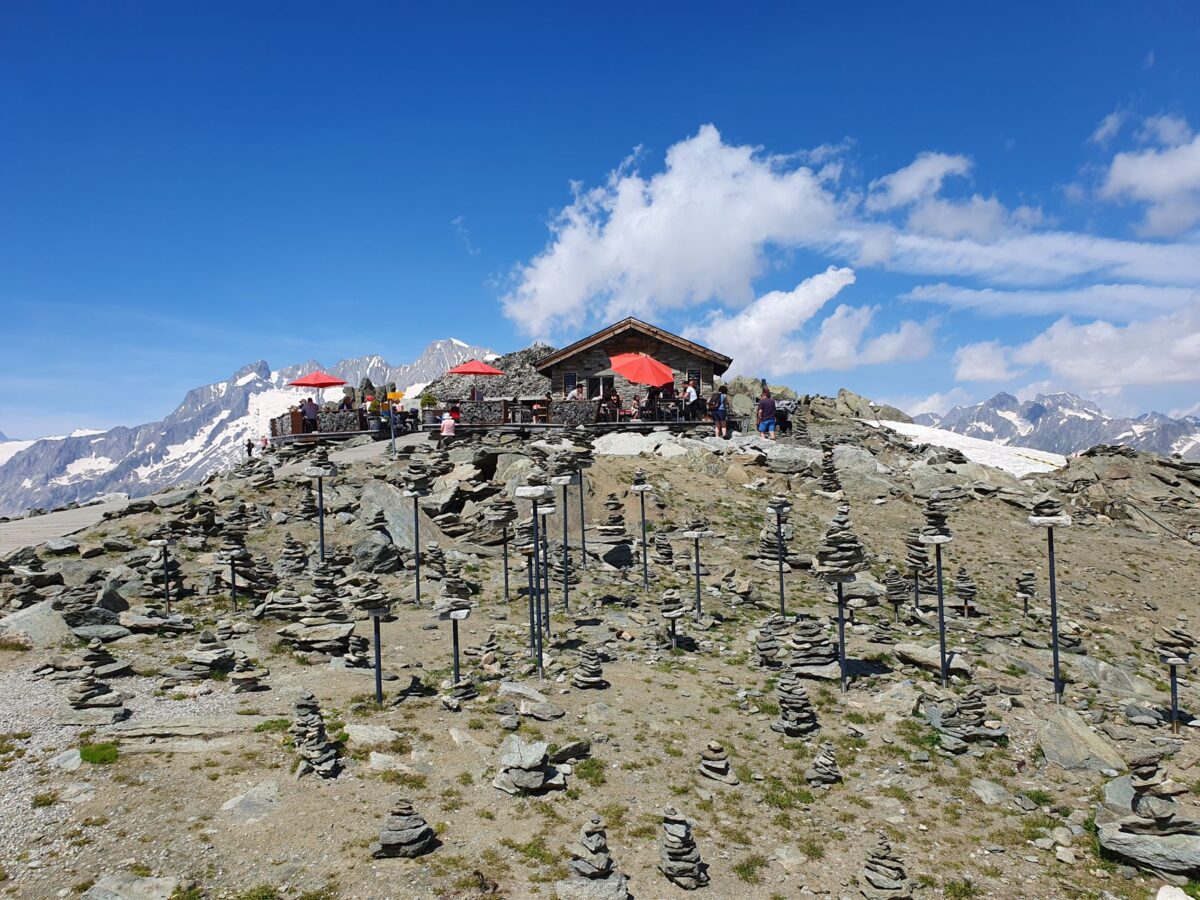 somewhere only we sens donner refuge