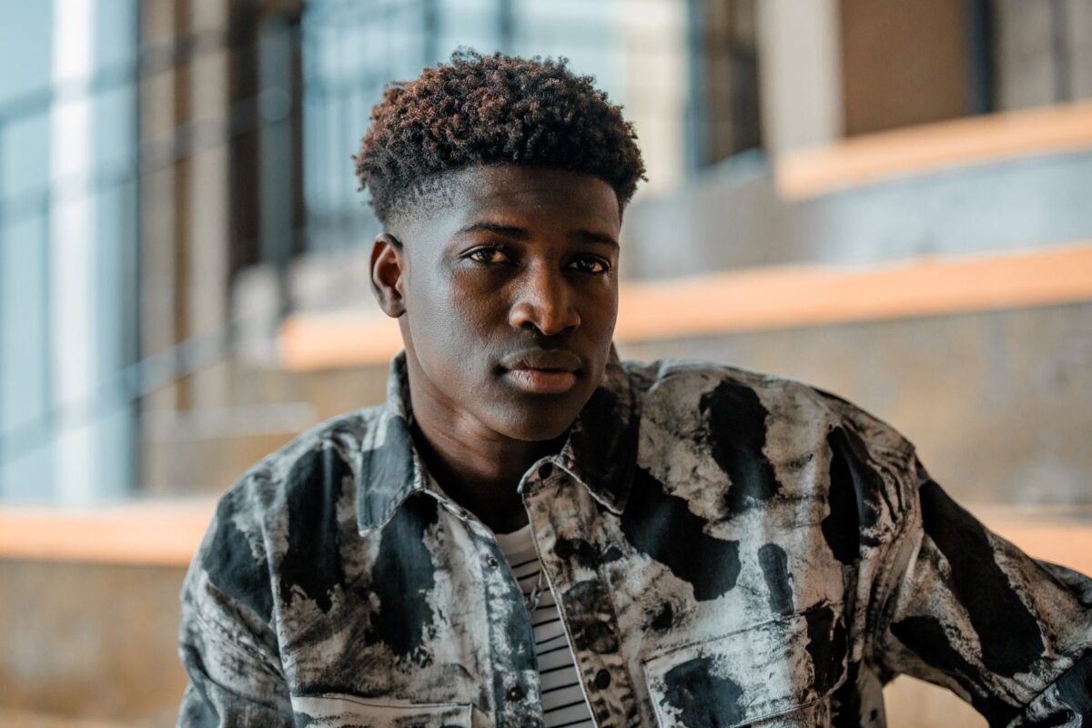 coupe homme tendance dégradé bas taper