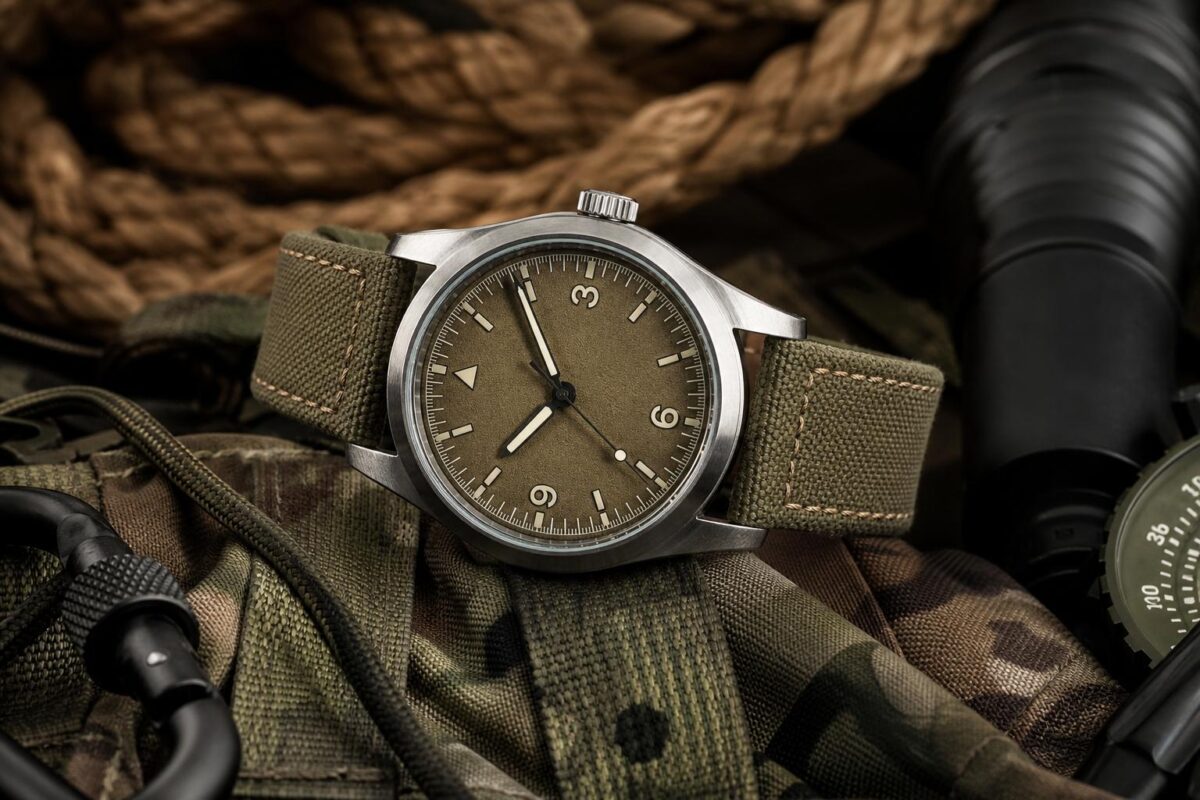 Montre khaki field mechanical bronze : le bronze patiné et la mécanique qui tiennent dehors au quotidien